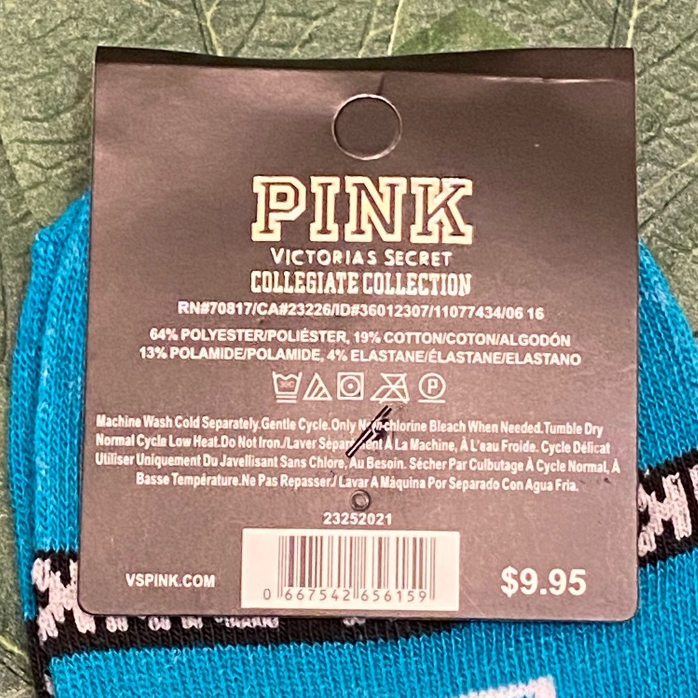 PINK Victoria’s Secret Sock and Tote Bag Bundle NWT - Picture 12 of 13